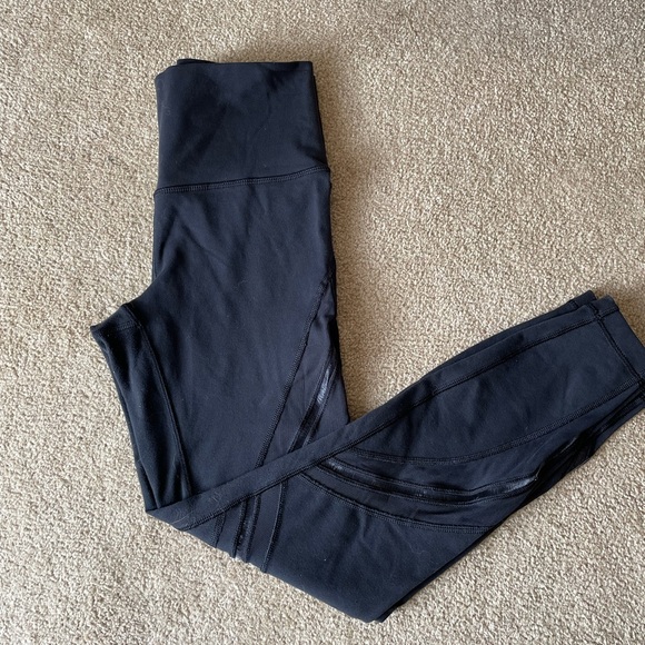Black mesh cutout 7/8”highwaist lululemon pants - Picture 1 of 4